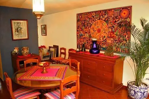 La Casita Del Patio Bed and breakfast 2*